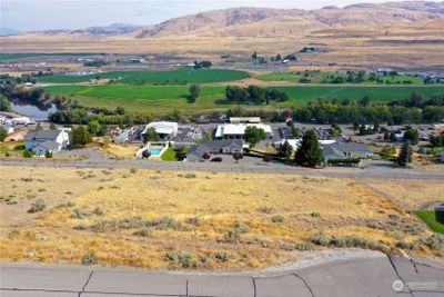 1412 Mansfield Drive, Home with 0 bedrooms, 0 bathrooms and null parking in Okanogan WA | Image 3