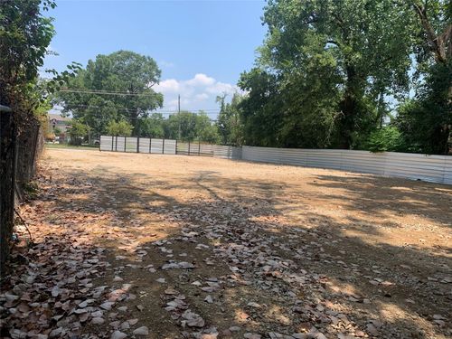 8550 Ley Rd, Houston, TX, 77028-2906 | Card Image