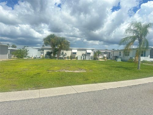 5881 Sunflower Road, VENICE, FL, 34293 | Card Image