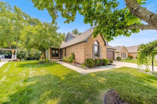 7253 Wolffe Dr, Fishers, IN, 46038-2761 | Card Image