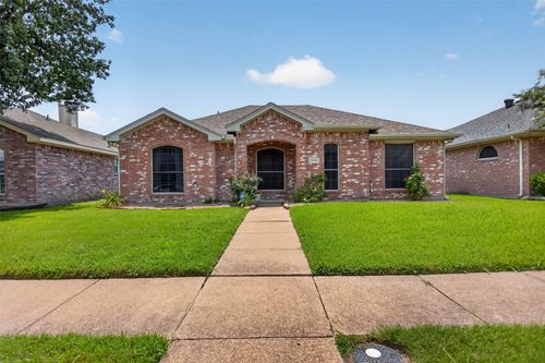 2020 Creek Royal Dr, Mesquite, TX, 75181-1838 | Card Image