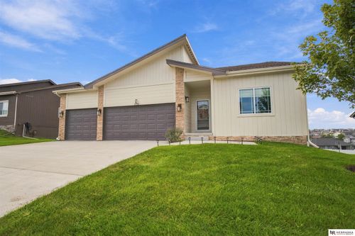 11952 S 107th Avenue, Papillion, NE, 68046 | Card Image
