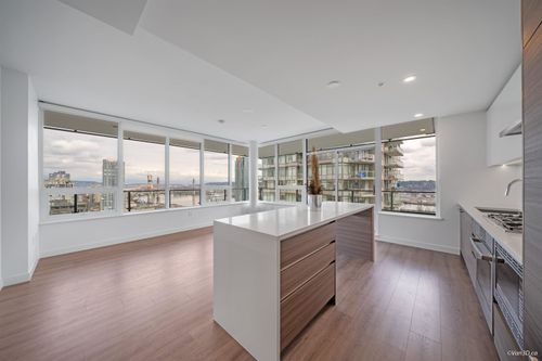 3103-823 Carnarvon St, New Westminster, BC, V3M0N5 | Card Image