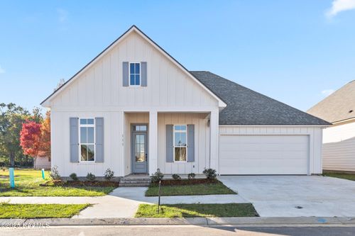 111 Parkview Dr, Lafayette, LA, 70503-2731 | Card Image