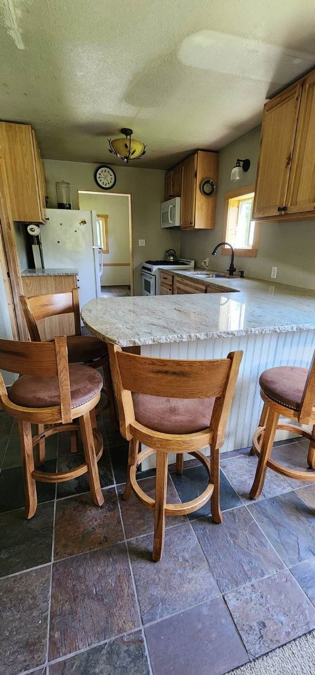30467 S Fork Yaak Rd, House other with 2 bedrooms, 1 bathrooms and null parking in Troy MT | Image 8