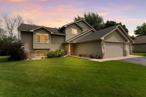 23076 Creekview Ct, Rogers, MN, 55374-9622 | Card Image