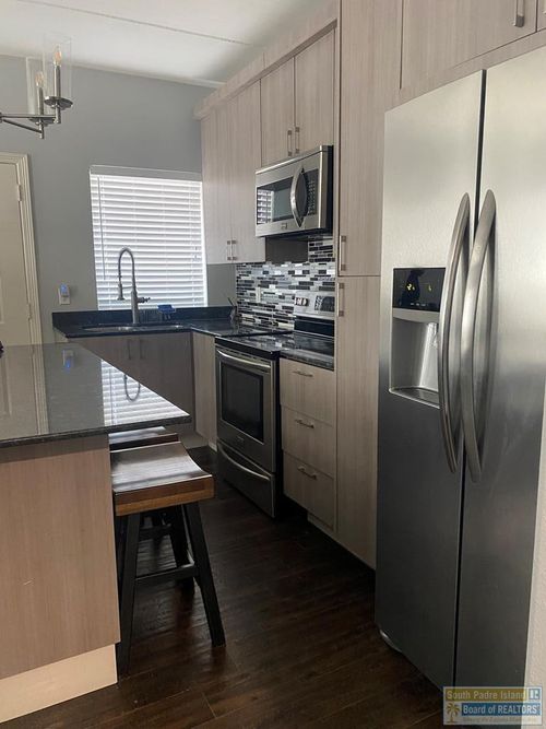 302-125 E Morningside Dr, South Padre Island, TX, 78597-7602 | Card Image