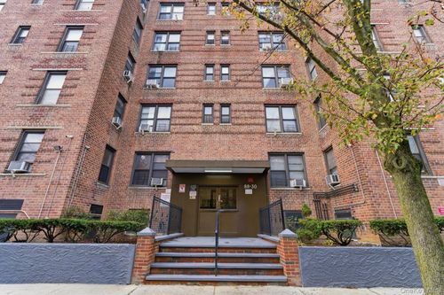 1b-88-30 182nd Street, New York, NY, 11423 | Card Image