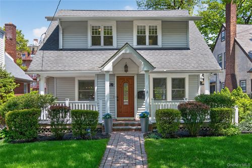 45-87 Browvale Ln, Little Neck, NY, 11362-1305 | Card Image