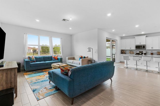 1218 Timber Reap Trl, House other with 4 bedrooms, 3 bathrooms and null parking in Loxahatchee FL | Image 7
