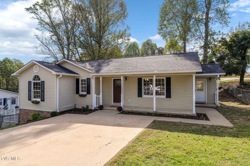 140 Tracy St, Bristol, VA, 24201-5152 | Card Image