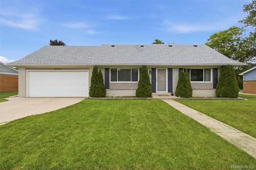 23707 Thornton St, Clinton Township, MI, 48035-1970 | Card Image