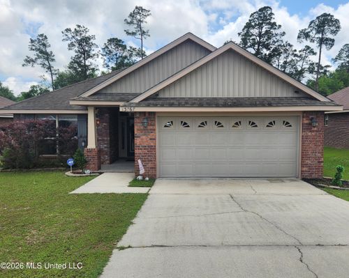 13767 Windwood Dr, Gulfport, MS, 39503-6258 | Card Image