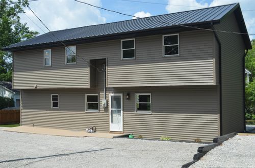 11683 N Black Point Rd, Syracuse, IN, 46567-7232 | Card Image