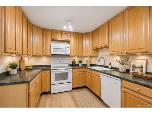 12a-675 S Alton Way, Denver, CO, 80247-1710 | Card Image