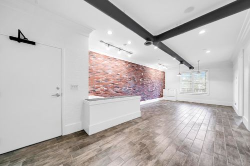 m1214-2050 W County Highway 30a, Santa Rosa Beach, FL, 32459-0187 | Card Image