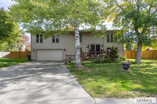 2114 Enell St, Idaho Falls, ID, 83402-2912 | Card Image