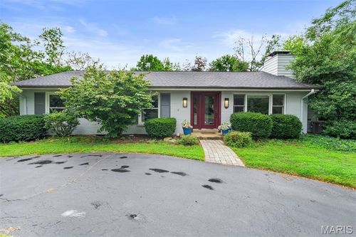 4 Covington Ln, Olivette, MO, 63132-4206 | Card Image