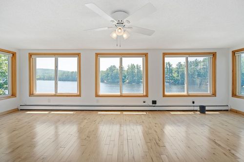 174 Elm, Goffstown, NH, 03045 | Card Image