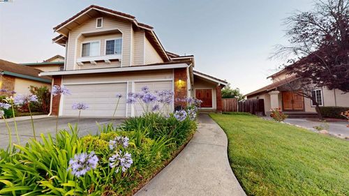 43499 Southerland Way, Fremont, CA, 94539-5929 | Card Image