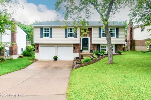 7327 Sideoats Dr, Crestwood, KY, 40014-8920 | Card Image