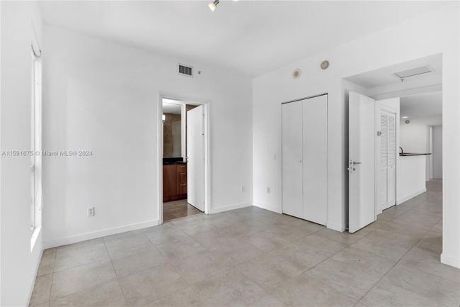 T-1802 - 300 S Biscayne Blvd, Condo with 2 bedrooms, 2 bathrooms and null parking in Miami FL | Image 19