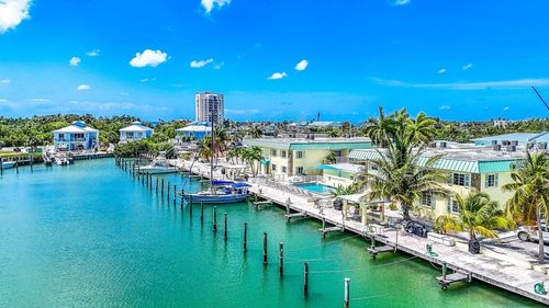 111-105 Avenue D, Marathon, FL, 33050-4084 | Card Image