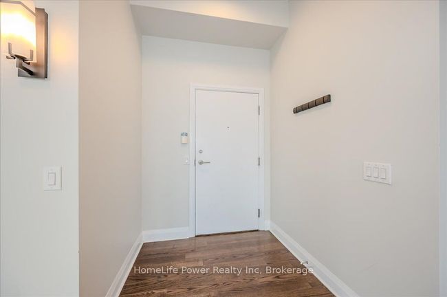 2102 - 1 Hurontario St, Condo with 2 bedrooms, 3 bathrooms and null parking in Mississauga ON | Image 8