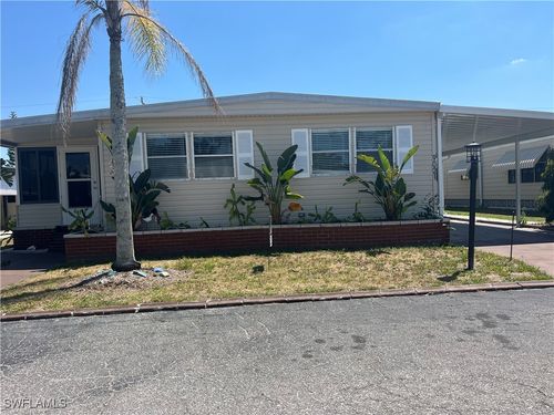 9021 Flamingo Cir, NORTH FORT MYERS, FL, 33903-2167 | Card Image