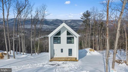 4101 Supinlick Ridge Rd, MOUNT JACKSON, VA, 22842-3322 | Card Image