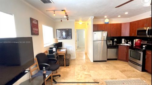 apt-f8-1856 46th St, Fort Lauderdale, FL, 33308-7714 | Card Image