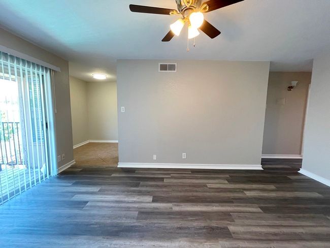 Living Room | Image 7