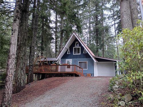 3588 This A Way Rd Nw, Bremerton, WA, 98312-9606 | Card Image