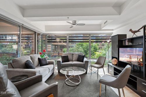 2009-7137 E Rancho Vista Dr, Scottsdale, AZ, 85251-1470 | Card Image