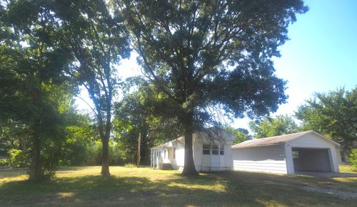 1002 Golden Avenue Avenue, Golden City, MO, 64748 | Card Image