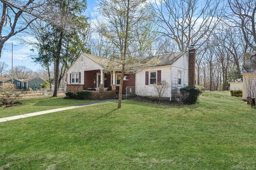 38 Miller Place Middle Island Rd, Mount Sinai, NY, 11766-2919 | Card Image