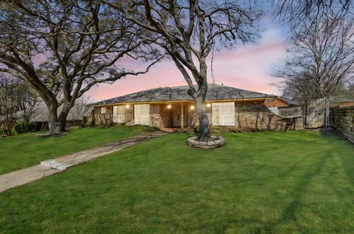 1716 Surrey Ct, Garland, TX, 75043-1355 | Card Image