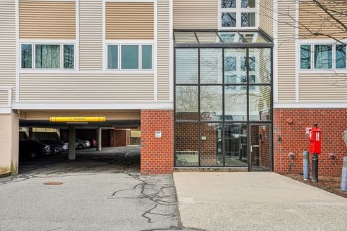 apt-209-35 Desmoines Rd, Quincy, MA, 02169-8700 | Card Image