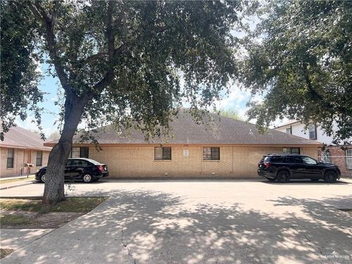 2404 N 31st Ln, McAllen, TX, 78501-5880 | Card Image