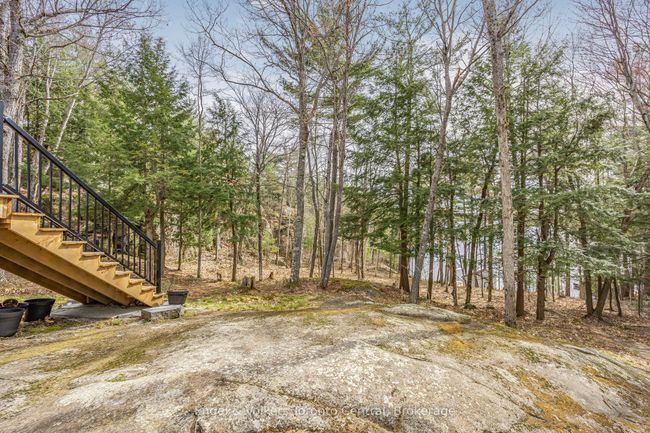 2481 Falkenburg Rd, House other with 3 bedrooms, 1 bathrooms and 6 parking in Port Carling ON | Image 25