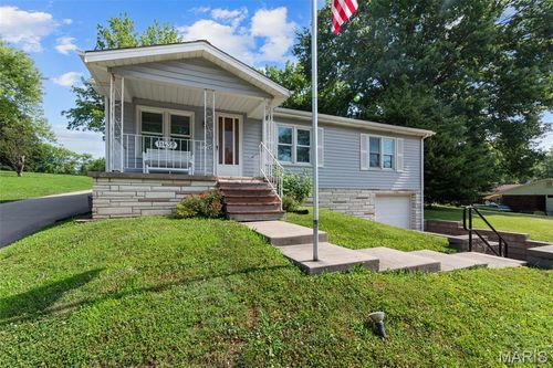 11439 Essex Ave, Maryland Heights, MO, 63043-1858 | Card Image
