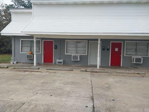 1805 S Beech St, Pine Bluff, AR, 71601-6208 | Card Image