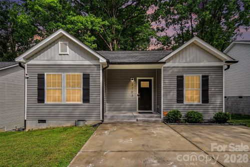 2703 S Calvary St, Gastonia, NC, 28052-6421 | Card Image
