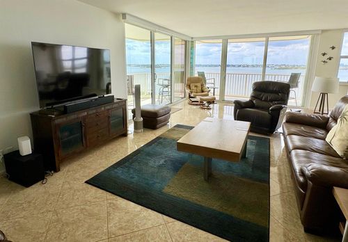 apt-b5c-5480 N Ocean Dr, Riviera Beach, FL, 33404-2519 | Card Image