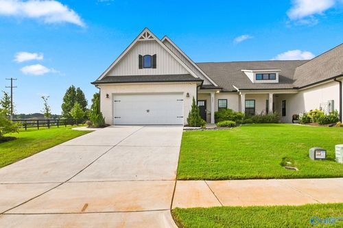 6003 Gardner Maples Dr, Owens Cross Roads, AL, 35763-4813 | Card Image
