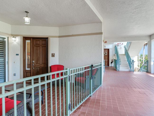 UNIT-202 - 1042 Bellasol Way, Condo with 3 bedrooms, 4 bathrooms and null parking in Apollo Beach FL | Image 5