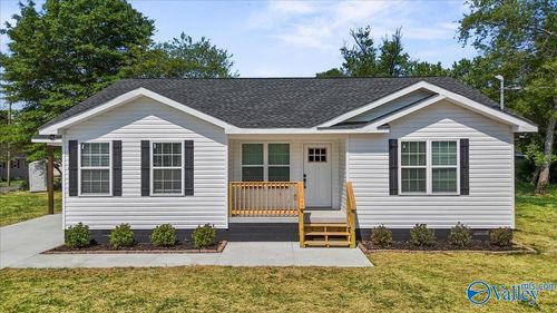 509 Brown St, Albertville, AL, 35950-2342 | Card Image