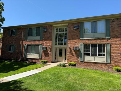 226-454 Romeo Rd, Rochester, MI, 48307-1671 | Card Image