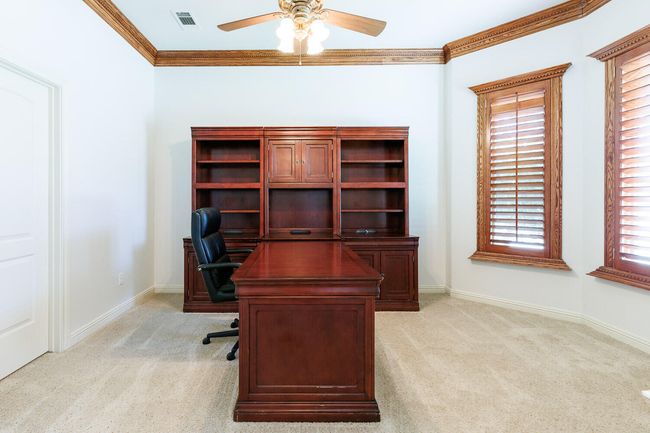 10003 Savannah Ave, House other with 4 bedrooms, 5 bathrooms and null parking in Lubbock TX | Image 24