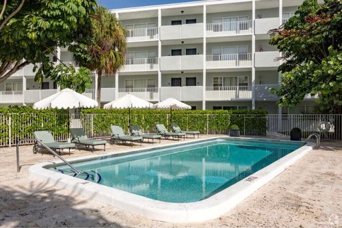 apt-11c-2708 Vandiver Dr, West Palm Beach, FL, 33409-3660 | Card Image